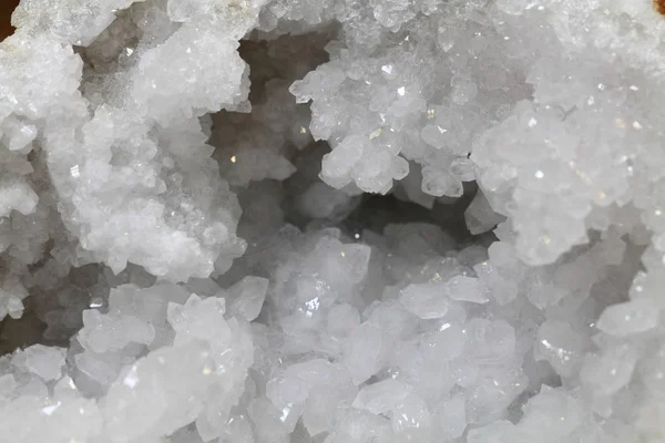 Bílý krystal minerální texturou — Stock fotografie