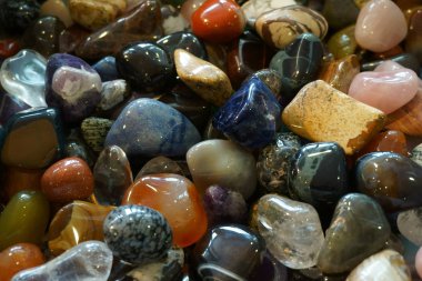 renk taşlar mineral koleksiyon 