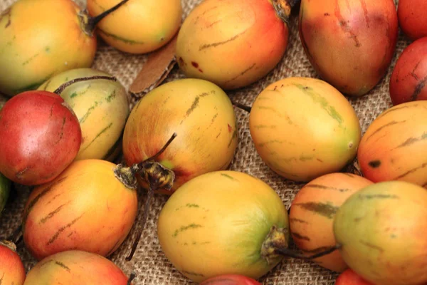 tamarillo taze meyve 