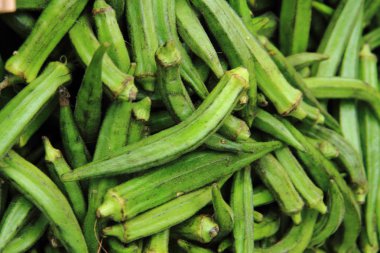 Yeşil bamya sebze olarak güzel gurme geri Afrika