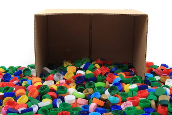 Farbe Kunststoffkappen Pappschachtel Isoliert Auf Dem Weißen Hintergrund — Stockfoto