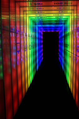 Gökkuşağı ışık kapı