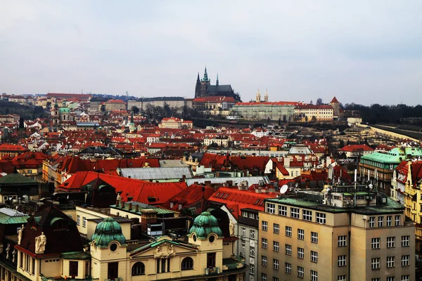 Prager Burg als schöne Landschaft — Stockfoto