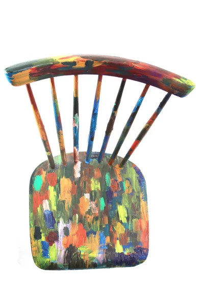 Ουράνιο τόξο απομονωμένη ξύλινη καρέκλα — Φωτογραφία Αρχείου