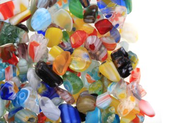 renk cam boncuk doku