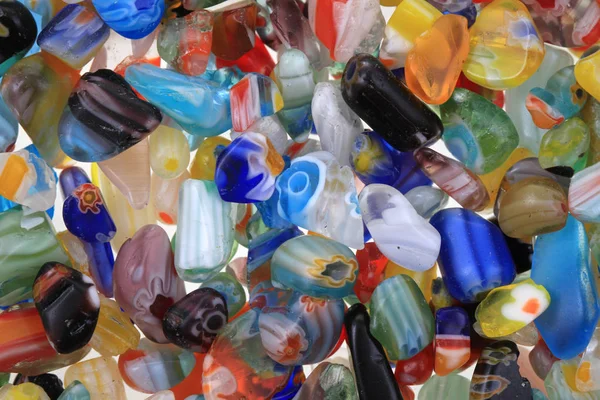 renk cam boncuk doku