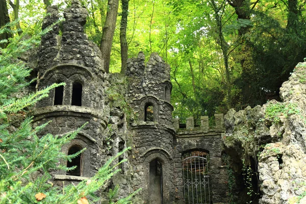 Petit Château Dans Forêt Comme Beau Fond — Photo