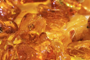 Sarı kehribar mineral koleksiyon doku