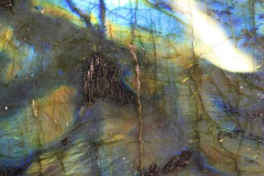 Mavi Labrador mineral doku