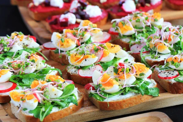 Sandwiches vegetarianos frescos —  Fotos de Stock