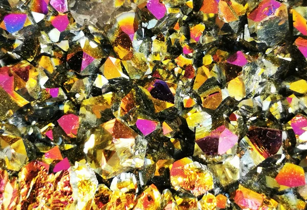 Metallisk regnbåge kristall struktur — Stockfoto