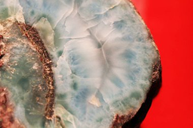 mavi larimar mineral dokusu