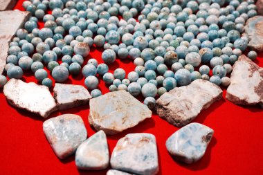 mavi larimar mineral dokusu