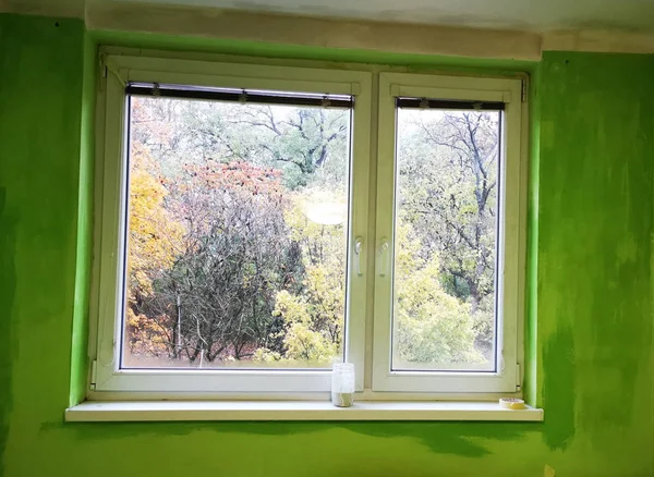 Grünes Zimmer leer — Stockfoto