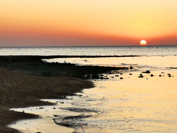 Puesta Sol Egipto Playa Cerca Del Mar Rojo — Foto de Stock
