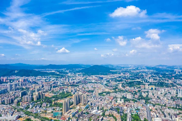 Με θέα την πόλη της Guangzhou στην Κίνα — Φωτογραφία Αρχείου