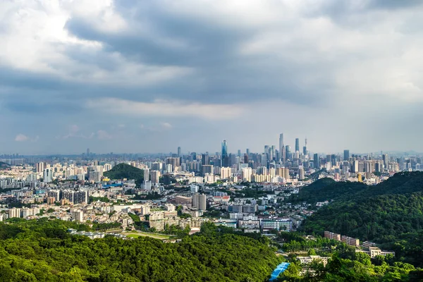 Με θέα την πόλη της Guangzhou στην Κίνα — Φωτογραφία Αρχείου