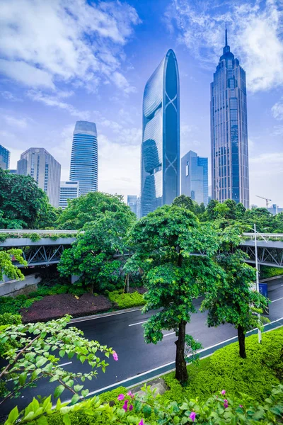 Immeuble dans la ville de Guangzhou Chine — Photo