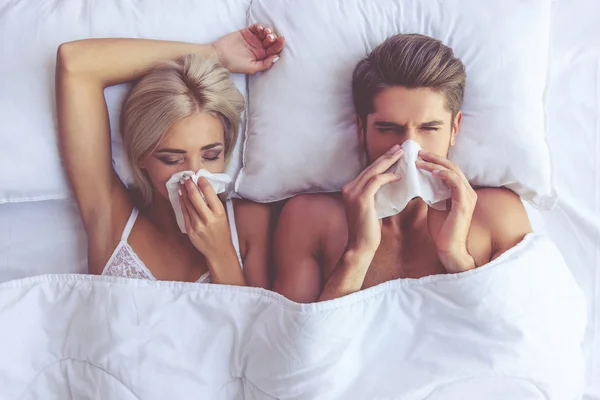 Couple in bed — Stock Photo, Image