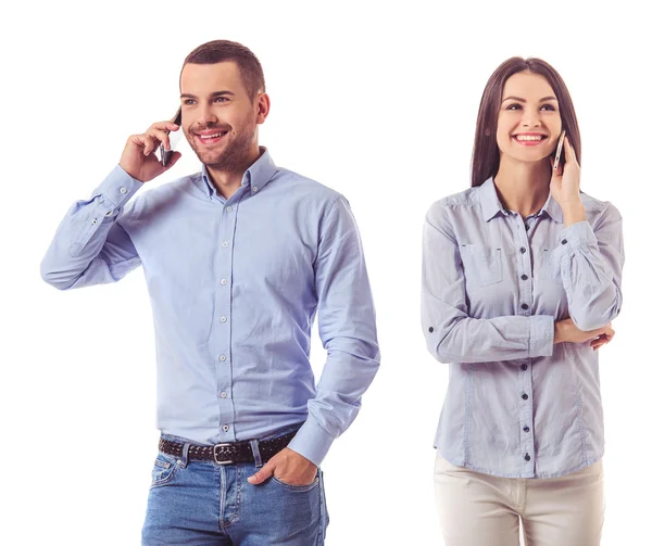 Zakelijke paar met gadgets — Stockfoto