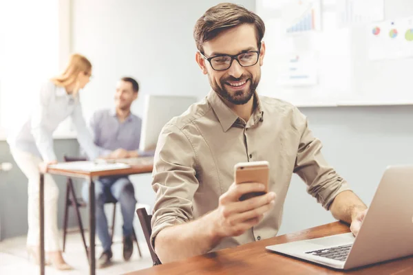 Gente de negocios trabajando — Foto de Stock