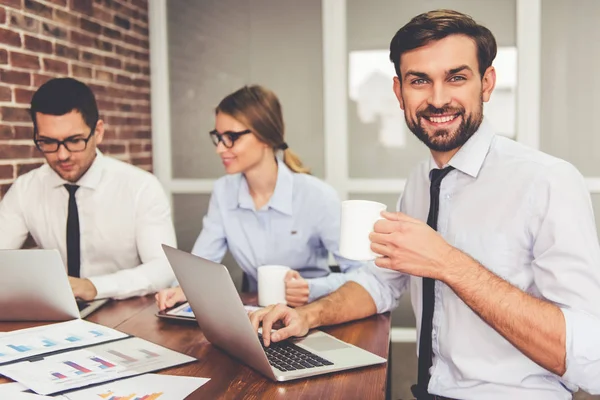 Imprenditori che lavorano — Foto Stock