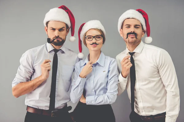 Gens d'affaires célébrant Noël — Photo