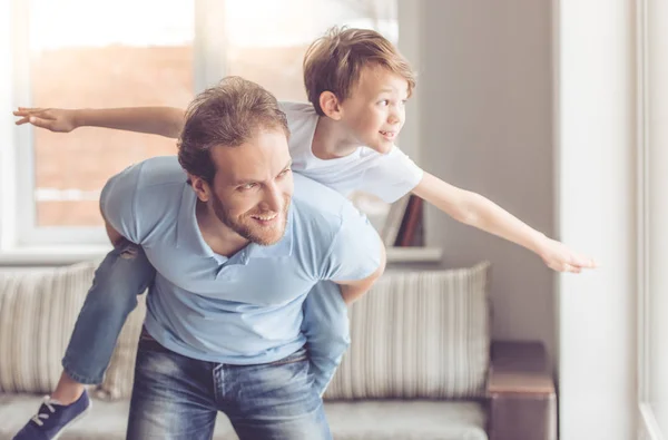 Vater und Sohn — Stockfoto