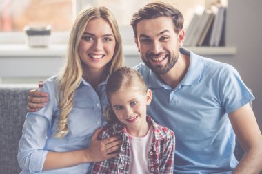 Evde mutlu bir aile