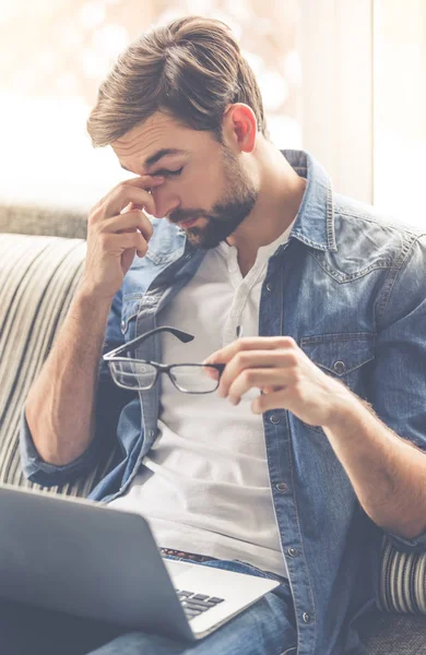 Handsome businessman at home — Stock Photo, Image