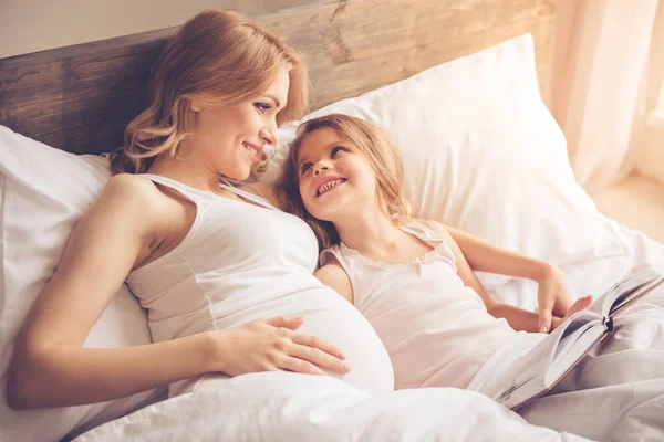 Happy family waiting for baby — Stock Photo, Image