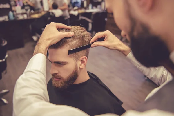 At the barber shop — Stock Photo, Image