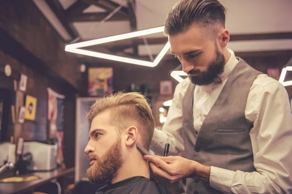 At the barber shop — Stock Photo, Image