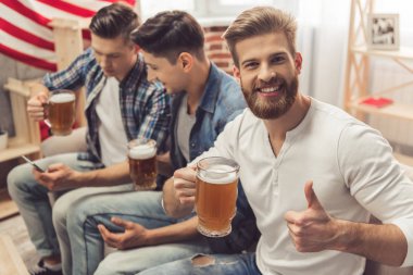 Çocuklar eğleniyor