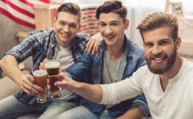 Çocuklar eğleniyor