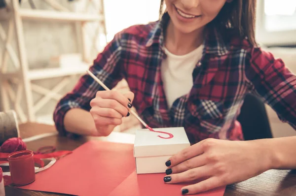 Beautiful romantic girl — Stock Photo, Image