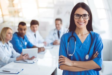 Konferansı'nda tıp doktorları