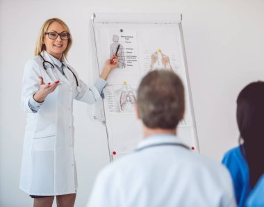 Konferansı'nda tıp doktorları
