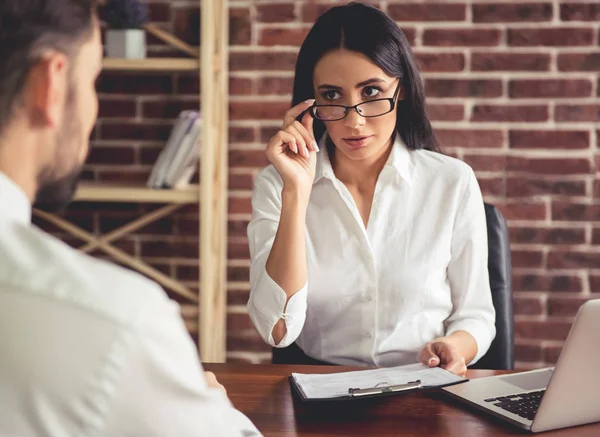 Op de sollicitatiegesprek — Stockfoto