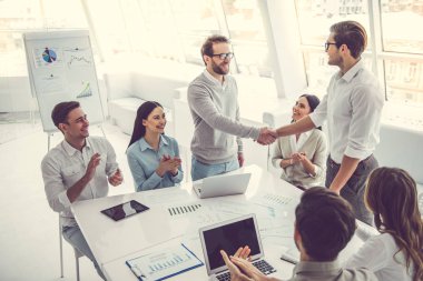 çalışan iş adamları 