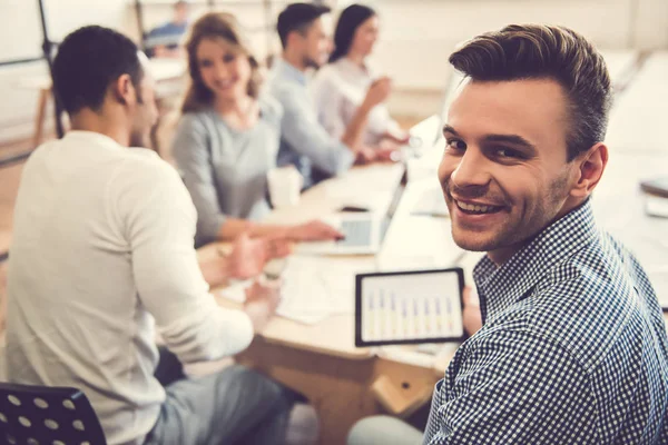 Gente de negocios trabajando —  Fotos de Stock