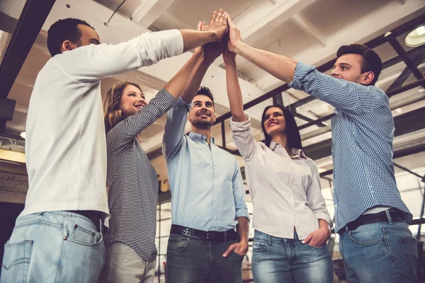 Equipo de negocios exitoso — Foto de Stock