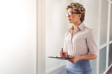 Güzel psikoterapist çalışma