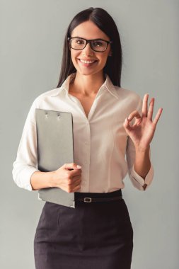 Güzel genç psikoterapist 