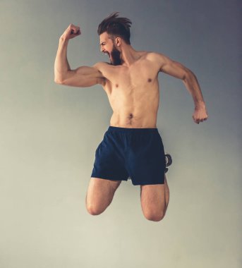 yakışıklı genç sporcu