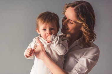 İş anne ve bebek çocuk