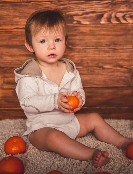 Schattig baby jongen — Stockfoto