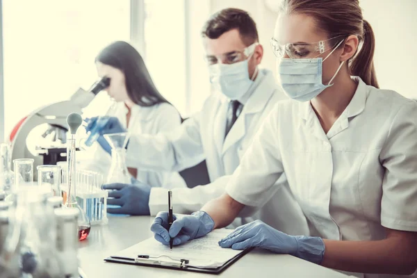 At the laboratory — Stock Photo, Image