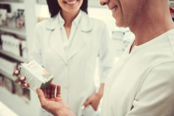 En la farmacia — Foto de Stock