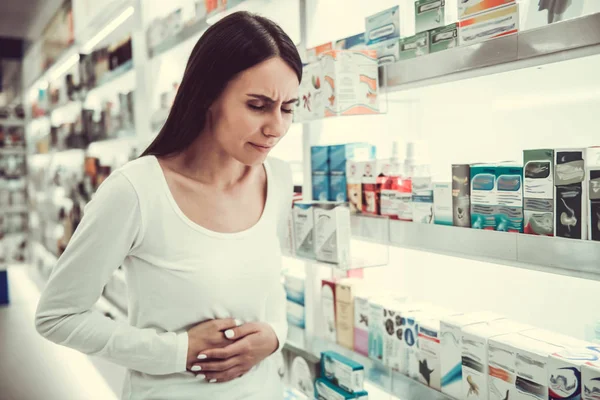 En la farmacia — Foto de Stock